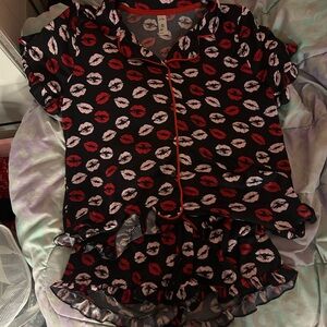 just be Black Pajama Set with Red and Pink Lip Print